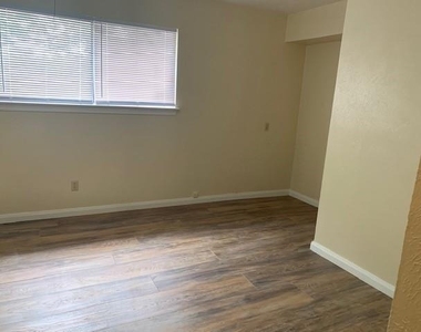 1221 Willow Wood Court - Photo Thumbnail 25