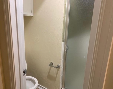 1221 Willow Wood Court - Photo Thumbnail 11
