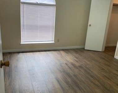 1221 Willow Wood Court - Photo Thumbnail 22