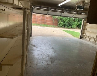 1221 Willow Wood Court - Photo Thumbnail 14