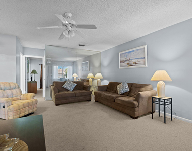 2100 Ne 38th Street - Photo Thumbnail 2