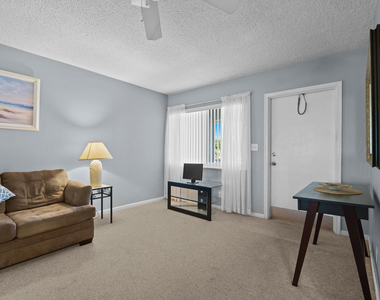2100 Ne 38th Street - Photo Thumbnail 3