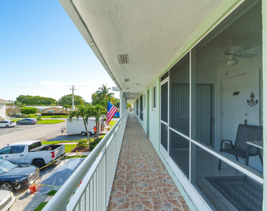 2100 Ne 38th Street - Photo Thumbnail 32