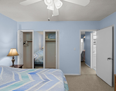 2100 Ne 38th Street - Photo Thumbnail 22