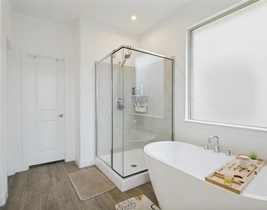 536 Breeds Hill Road - Photo Thumbnail 5