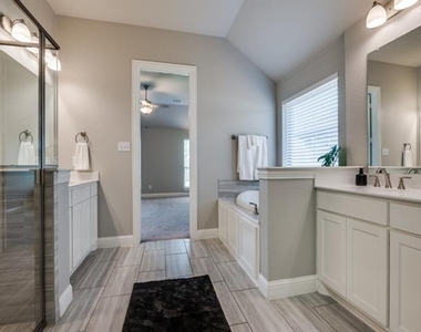 334 Sahara Drive - Photo Thumbnail 18