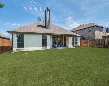 334 Sahara Drive - Photo Thumbnail 24