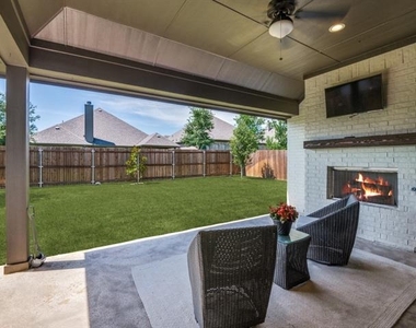 334 Sahara Drive - Photo Thumbnail 23