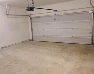 16020 Aquilla Way - Photo Thumbnail 10