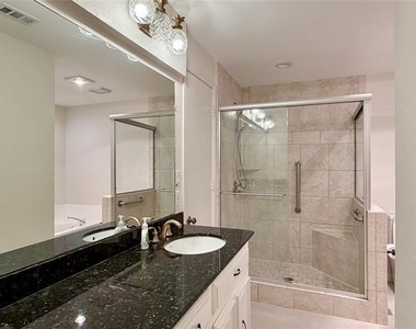 3212 Laurel Oaks Court - Photo Thumbnail 12