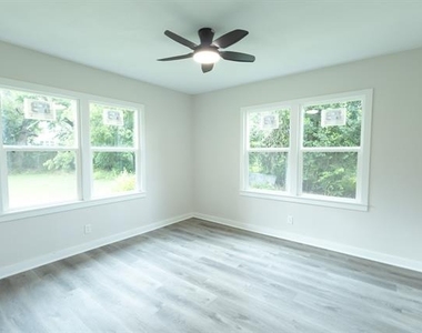 1716 Ethel Avenue - Photo Thumbnail 8