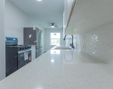 1716 Ethel Avenue - Photo Thumbnail 6