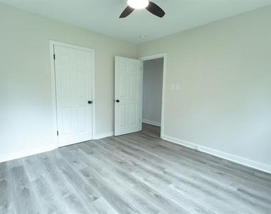 1716 Ethel Avenue - Photo Thumbnail 9