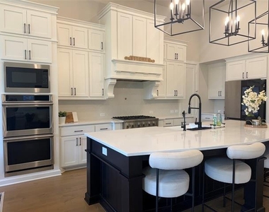 3332 Zenyatta Court - Photo Thumbnail 24