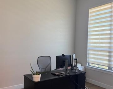 3332 Zenyatta Court - Photo Thumbnail 4