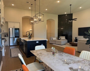 3332 Zenyatta Court - Photo Thumbnail 23