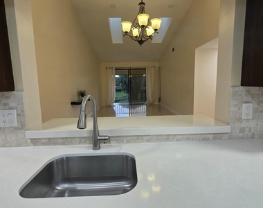 7743 La Mirada Drive - Photo Thumbnail 10