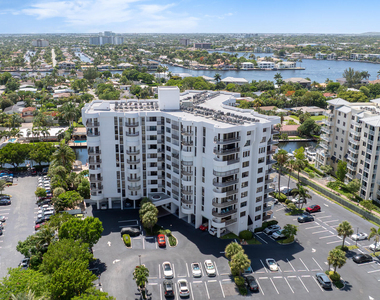 1361 S Ocean Boulevard - Photo Thumbnail 37