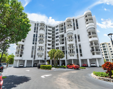 1361 S Ocean Boulevard - Photo Thumbnail 9