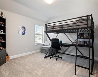 405 Rosie Court - Photo Thumbnail 14