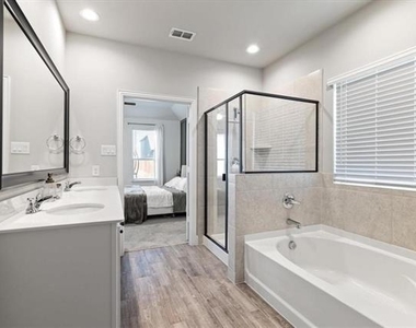405 Rosie Court - Photo Thumbnail 13