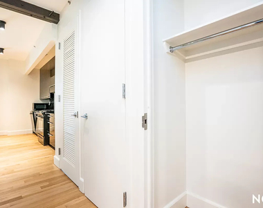 485 Keap Street - Photo Thumbnail 4