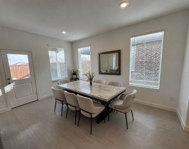 14184 Hammersmith Street - Photo Thumbnail 2