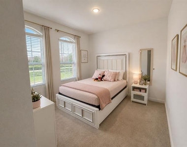 14184 Hammersmith Street - Photo Thumbnail 10