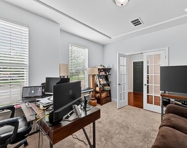7213 Willow Thorne Drive - Photo Thumbnail 16