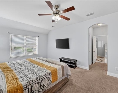 7213 Willow Thorne Drive - Photo Thumbnail 23