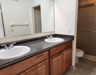 1749 N Congress Avenue - Photo Thumbnail 17
