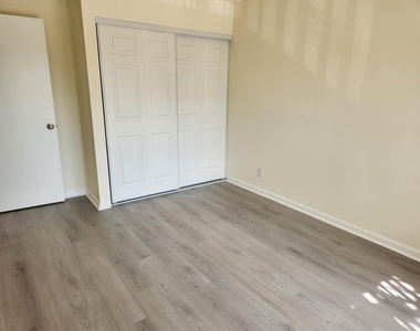 1749 N Congress Avenue - Photo Thumbnail 22