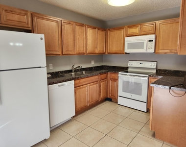 1749 N Congress Avenue - Photo Thumbnail 2