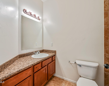 8917 N 4th Street - Photo Thumbnail 17