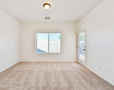 8917 N 4th Street - Photo Thumbnail 18