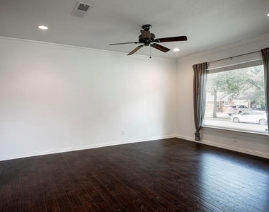 3950 Hawick Lane - Photo Thumbnail 5