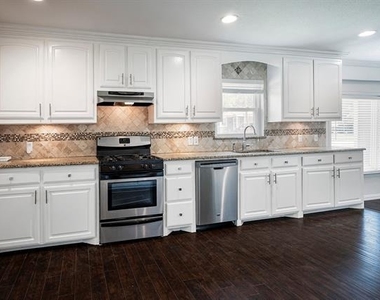 3950 Hawick Lane - Photo Thumbnail 10