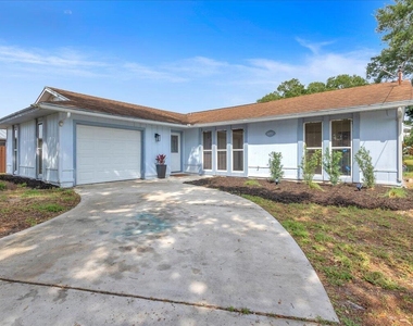 1097 Sw Mcdevitt Avenue - Photo Thumbnail 1