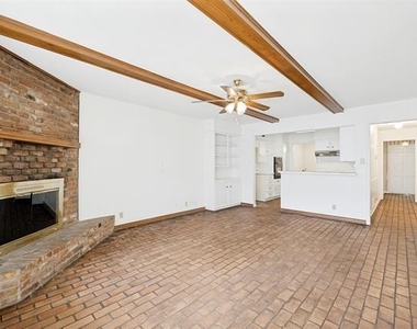 7726 Dentcrest Drive - Photo Thumbnail 6
