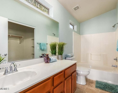 2150 E Bell Road - Photo Thumbnail 12
