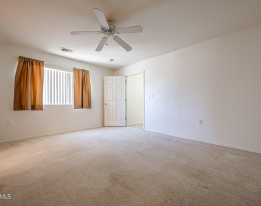 3221 N 37th Street - Photo Thumbnail 41