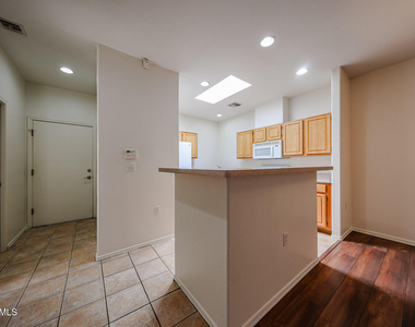 3221 N 37th Street - Photo Thumbnail 20
