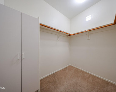 3221 N 37th Street - Photo Thumbnail 37