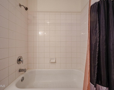 3221 N 37th Street - Photo Thumbnail 46