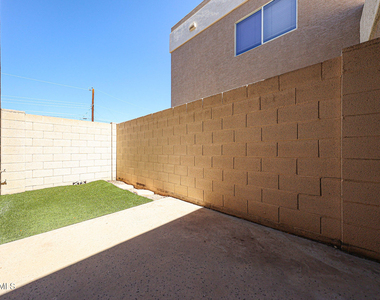 3221 N 37th Street - Photo Thumbnail 6
