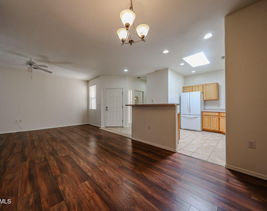 3221 N 37th Street - Photo Thumbnail 17