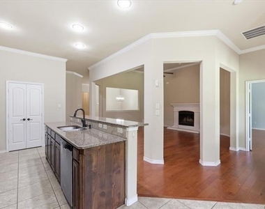 14160 Tahoe Lane - Photo Thumbnail 9