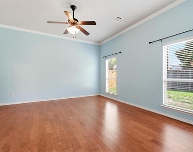 14160 Tahoe Lane - Photo Thumbnail 10