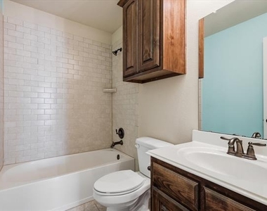14160 Tahoe Lane - Photo Thumbnail 17