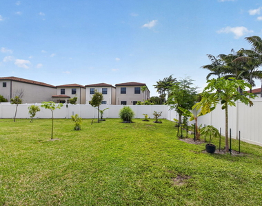 4009 Sequoia Place - Photo Thumbnail 16